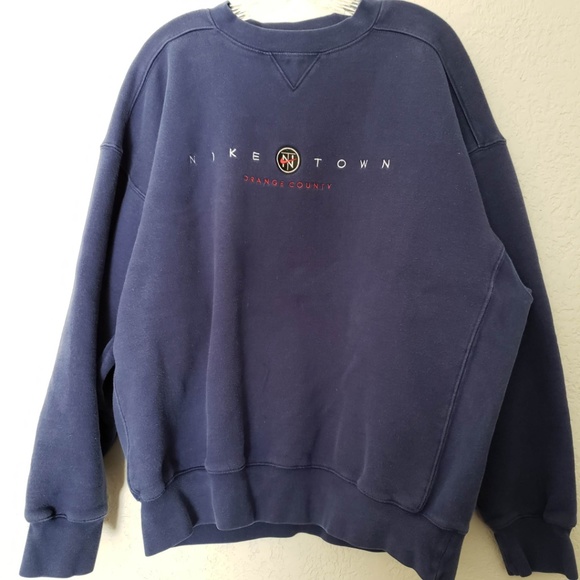 niketown sweatshirt vintage